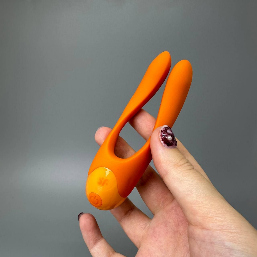 Satisfyer Candy Cane Finger Vibrator