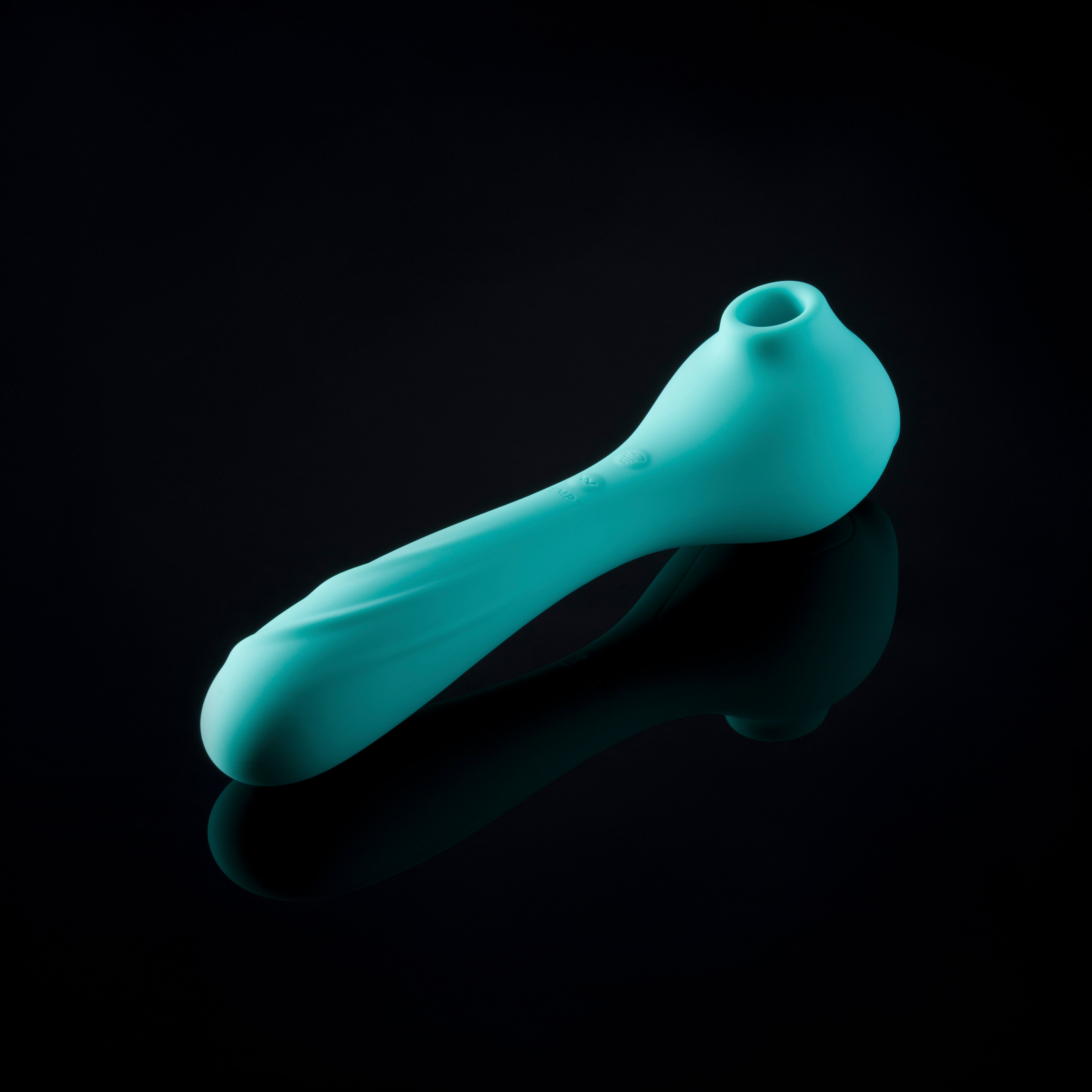 TAYLOR Whisper Quiet Vibrator | Wild Fantasy