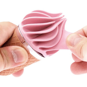Satisfyer Sweet Treat Mini Vibrator Body-safe silicone top